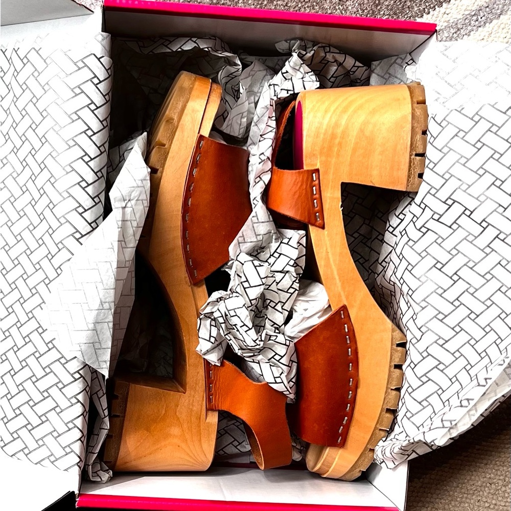 Swedish Hasbeens Tan Leather Platforms